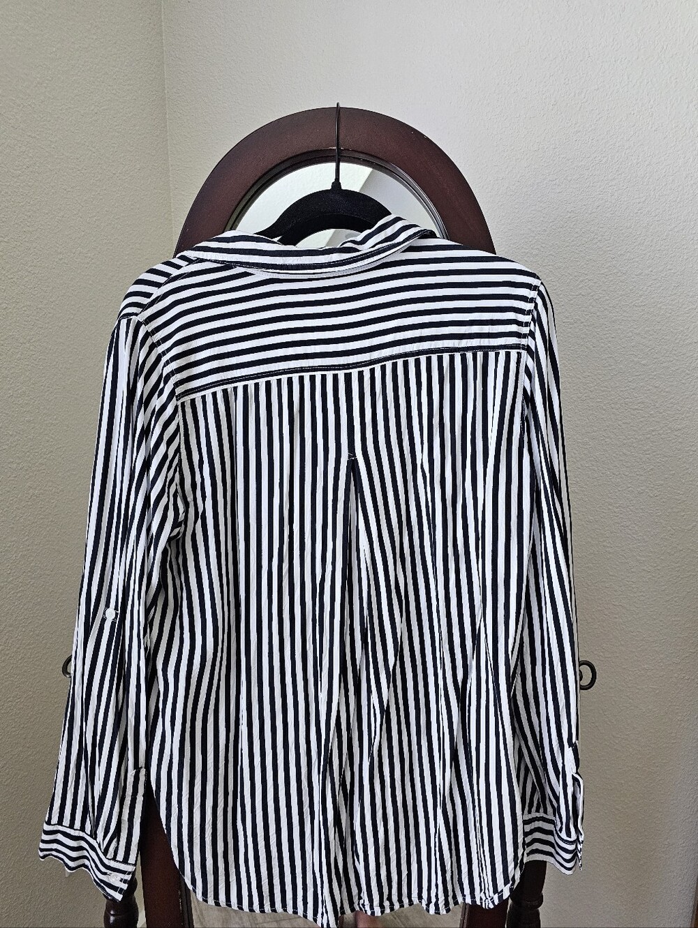 Velvet Heart Black and White Striped Top - Picture 2 of 4